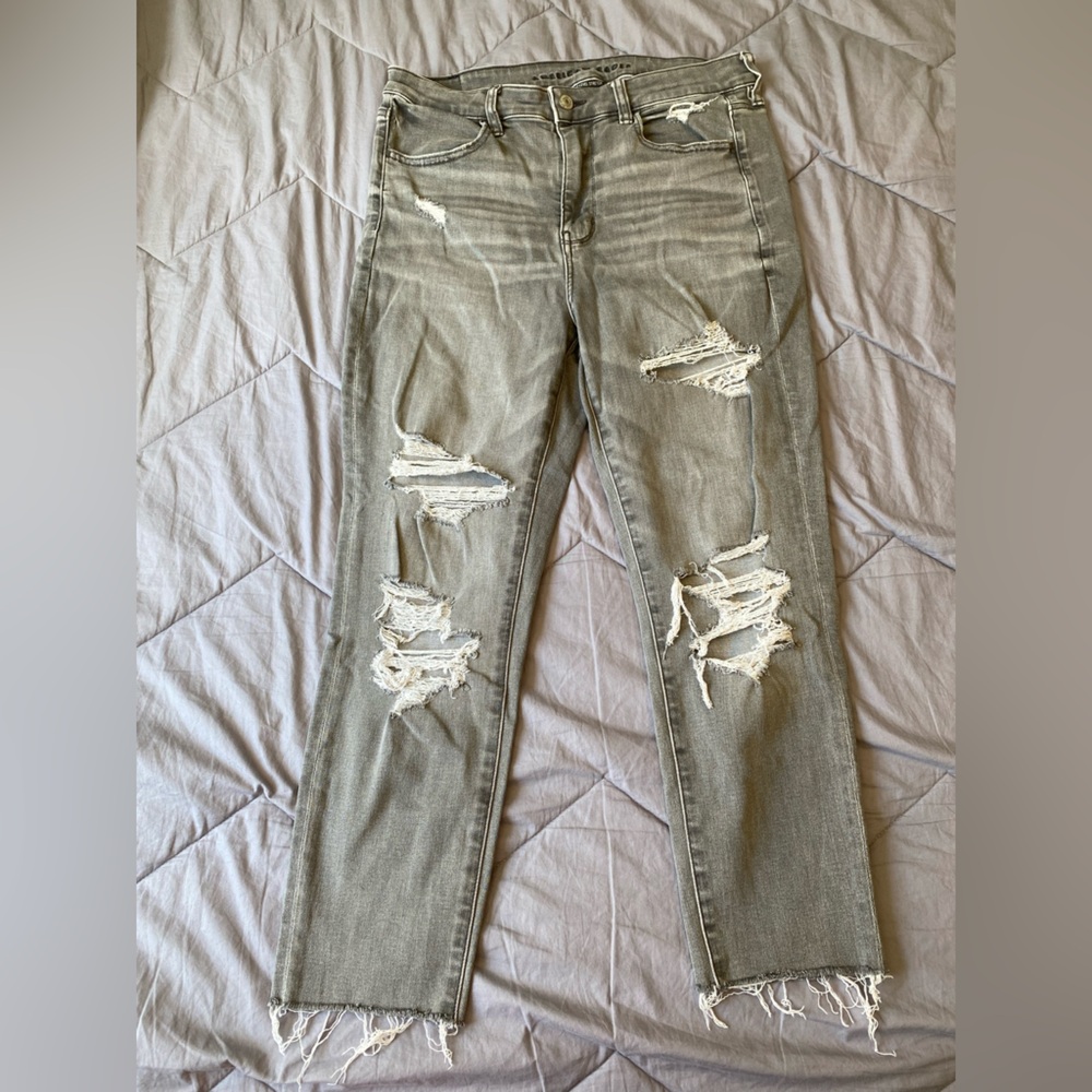 American Eagle Outfitters Gray distressed Jeans